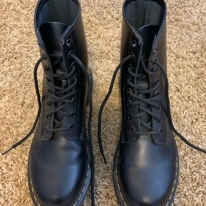 Dr. Martens 1460 8-eye boot Black